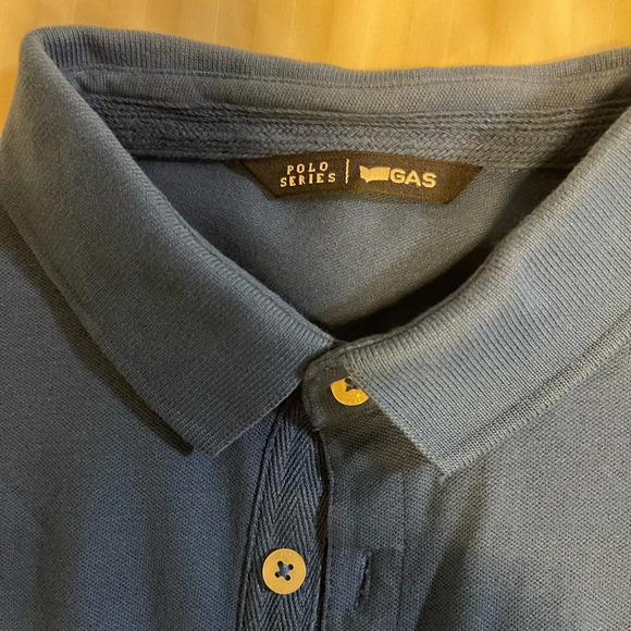 Gas - Picture 2 of 3